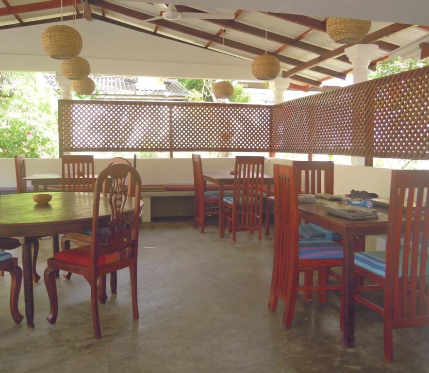 Vidisa Hotel Hikkaduwa Exterior foto
