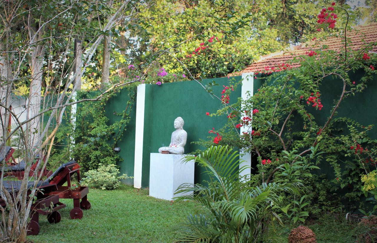 Vidisa Hotel Hikkaduwa Exterior foto